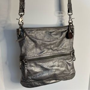 The Sak Metallic Grey Leather Crossbody Purse Bag